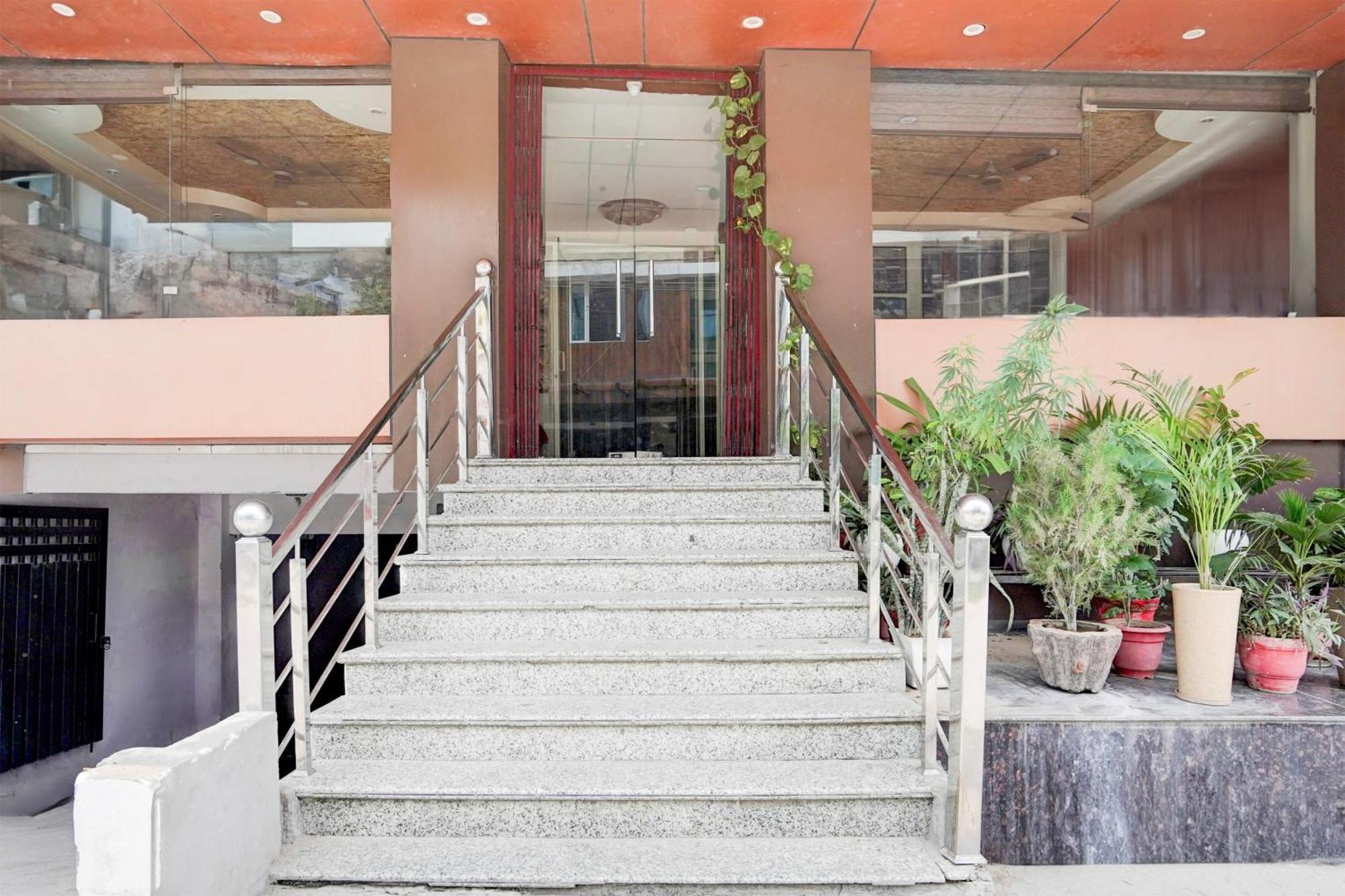 Super Townhouse Haridwar Near Har Ki Pauri Otel Dış mekan fotoğraf