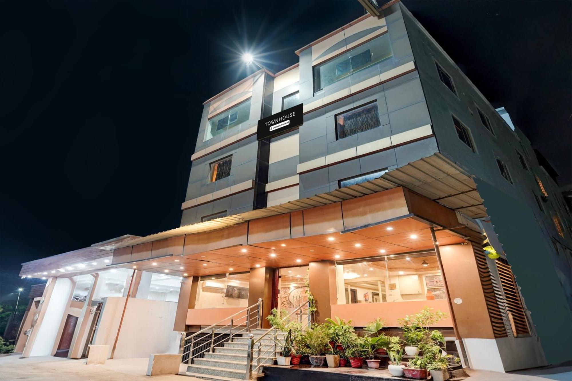 Super Townhouse Haridwar Near Har Ki Pauri Otel Dış mekan fotoğraf