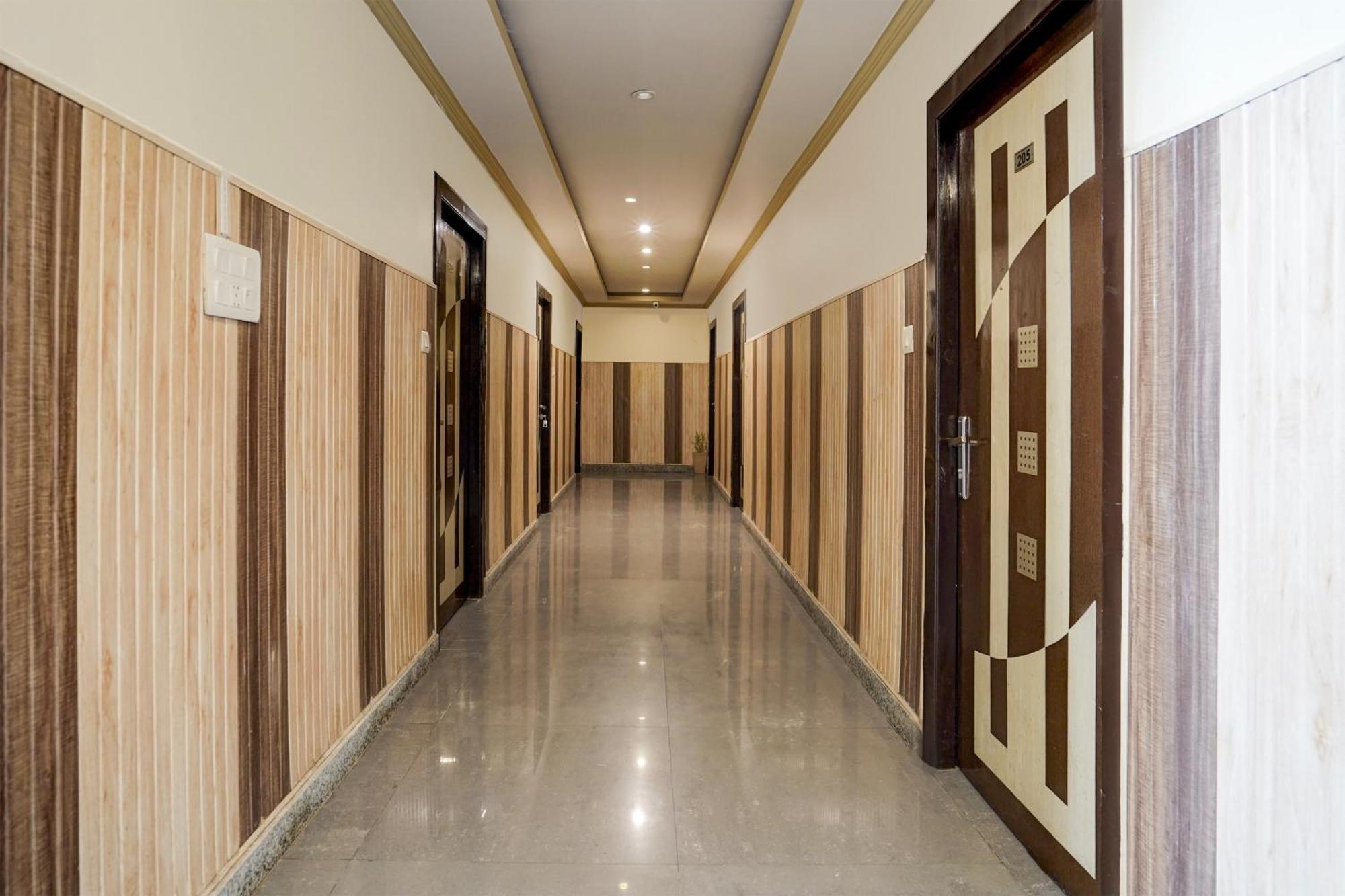 Super Townhouse Haridwar Near Har Ki Pauri Otel Dış mekan fotoğraf
