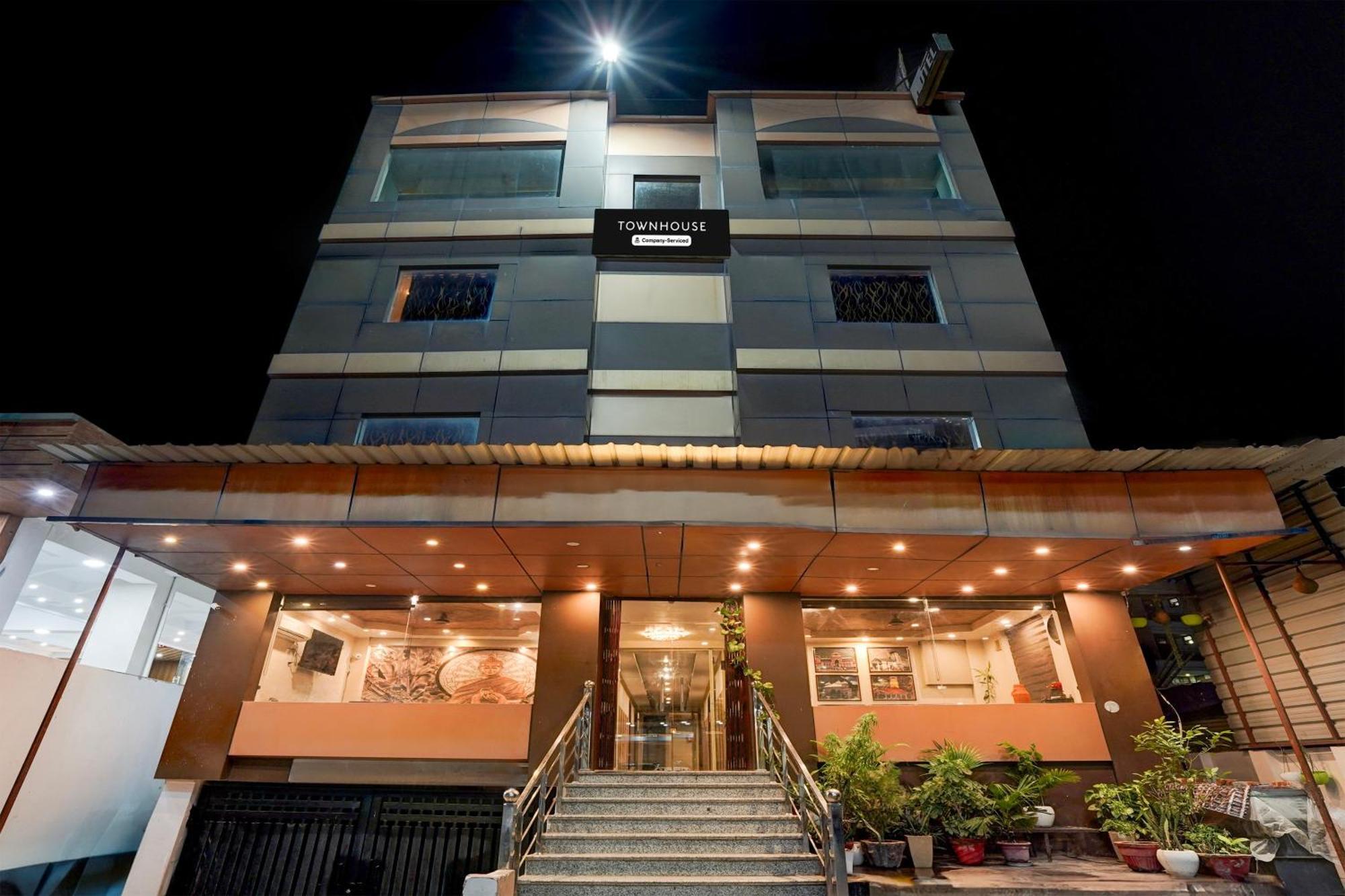 Super Townhouse Haridwar Near Har Ki Pauri Otel Dış mekan fotoğraf